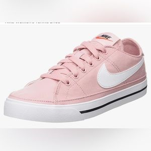 Woman’s Nike Court Legacy Canvas Tennis Shoe, Size 8